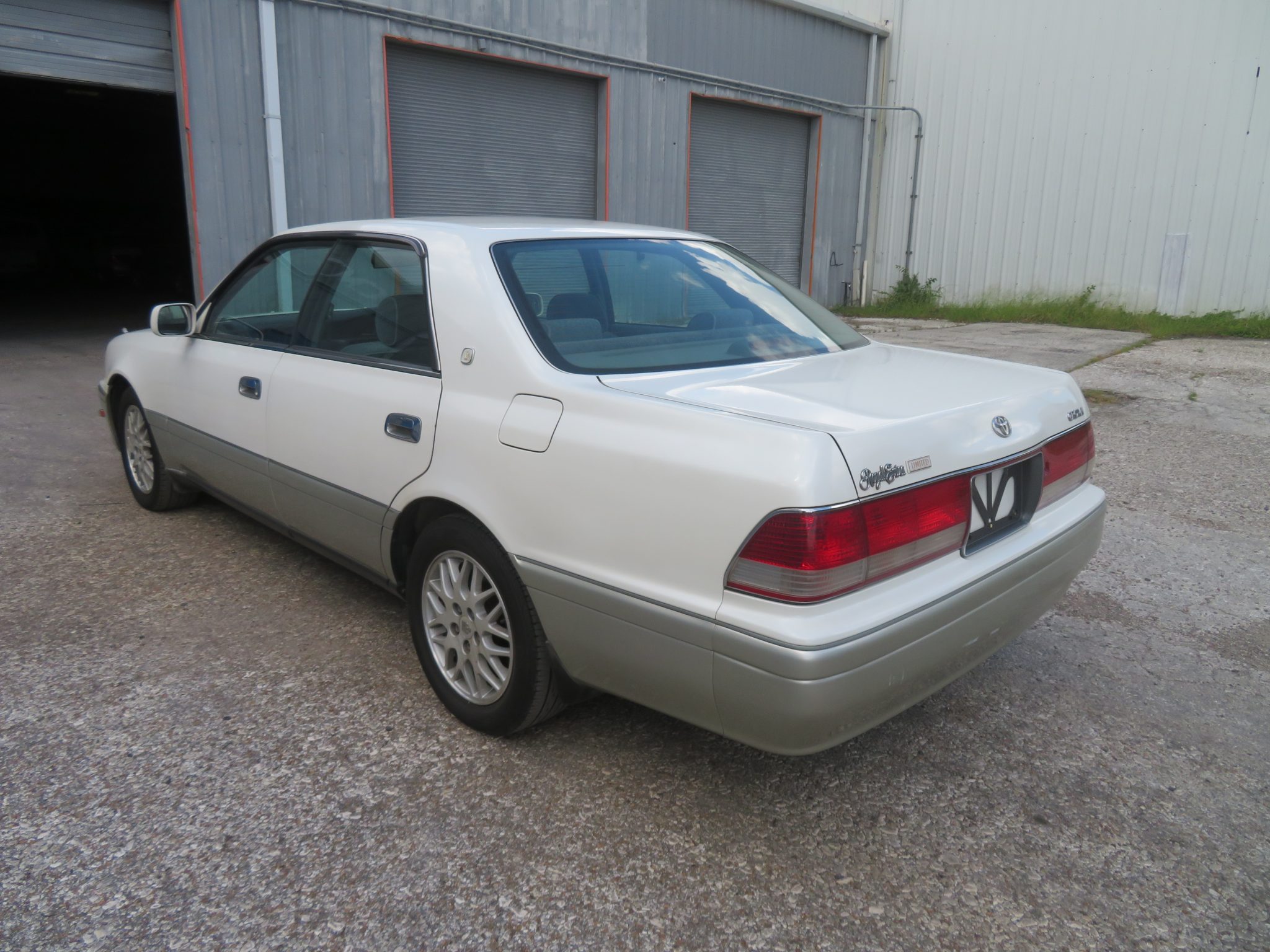 1999 Toyota Crown Royal Extra ??? JDM King Imports