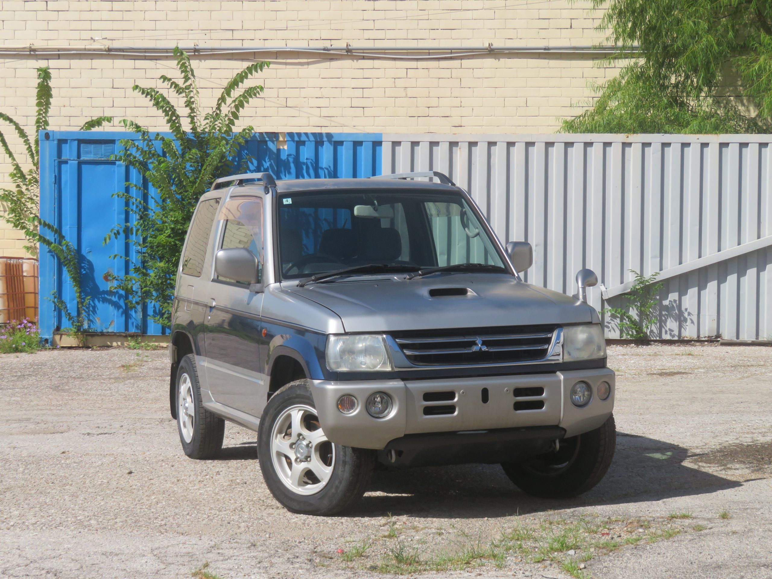 2000 Mitsubishi Pajero Mini JDM car for sale